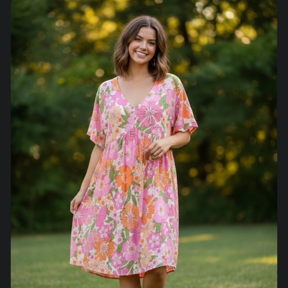 Emily Wonder Pink Floral Retro Dolman Sleeve Dress - Size Medium - Like New